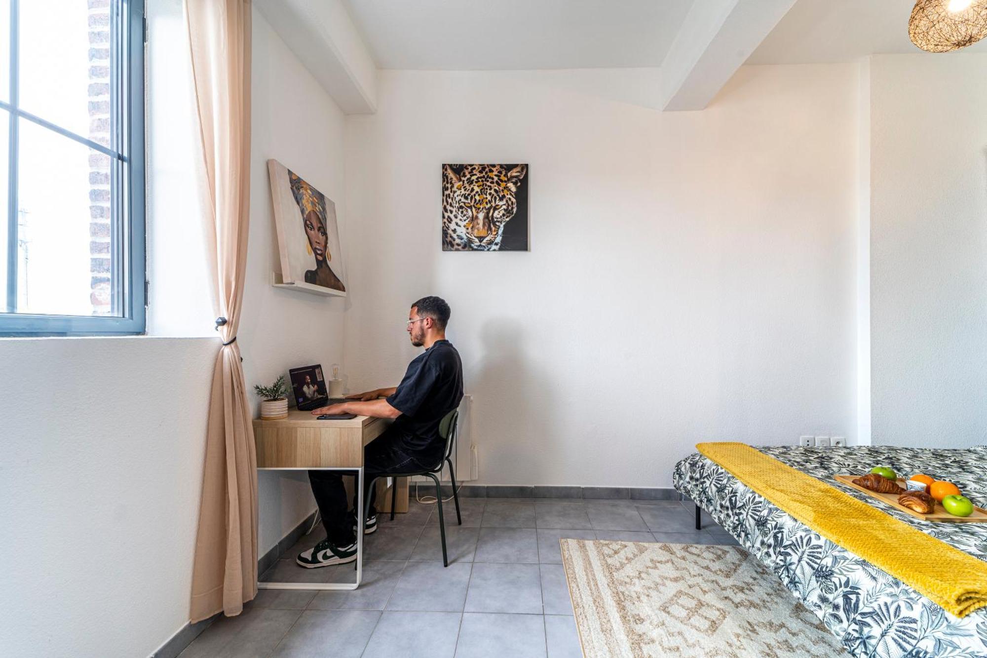 Stay Cosy Lille I Tourcoing - Appartement - Hypercentre - Parking Securise - Wifi - Netflix - Cuisine Exterior foto